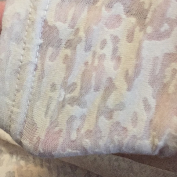 Meet your Posher, Crystal - Picture 3 of 4